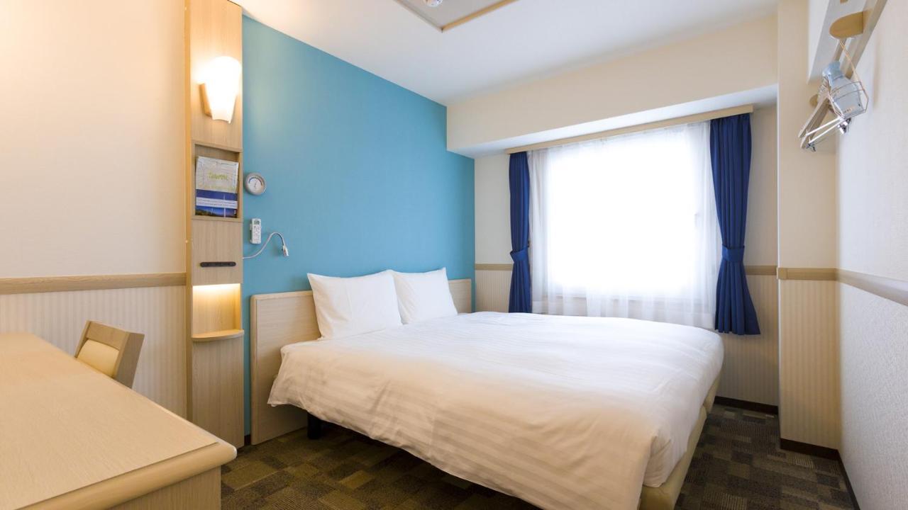 Toyoko Inn Ebina Eki Higashi Guchi Стая снимка