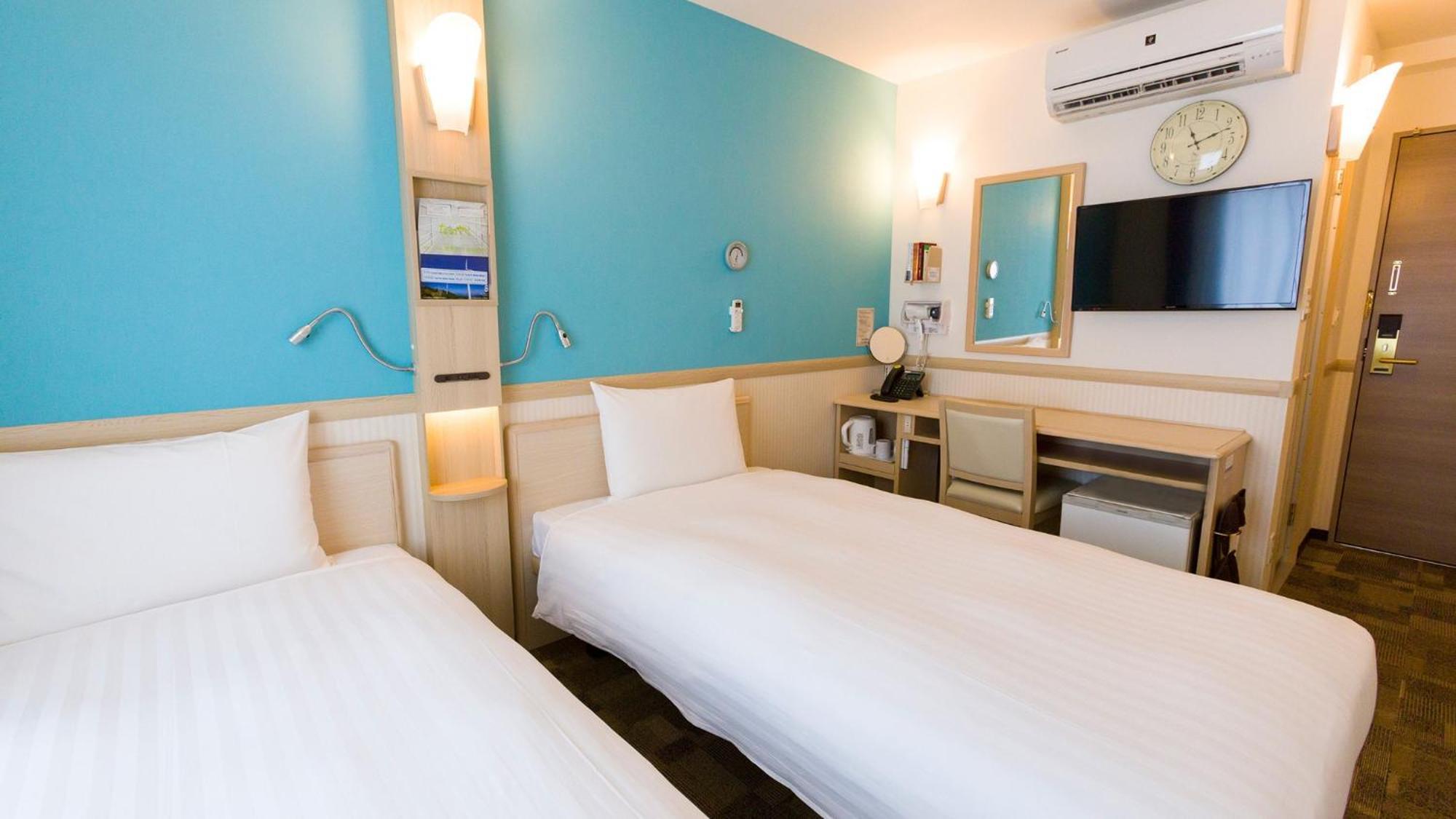 Toyoko Inn Ebina Eki Higashi Guchi Стая снимка
